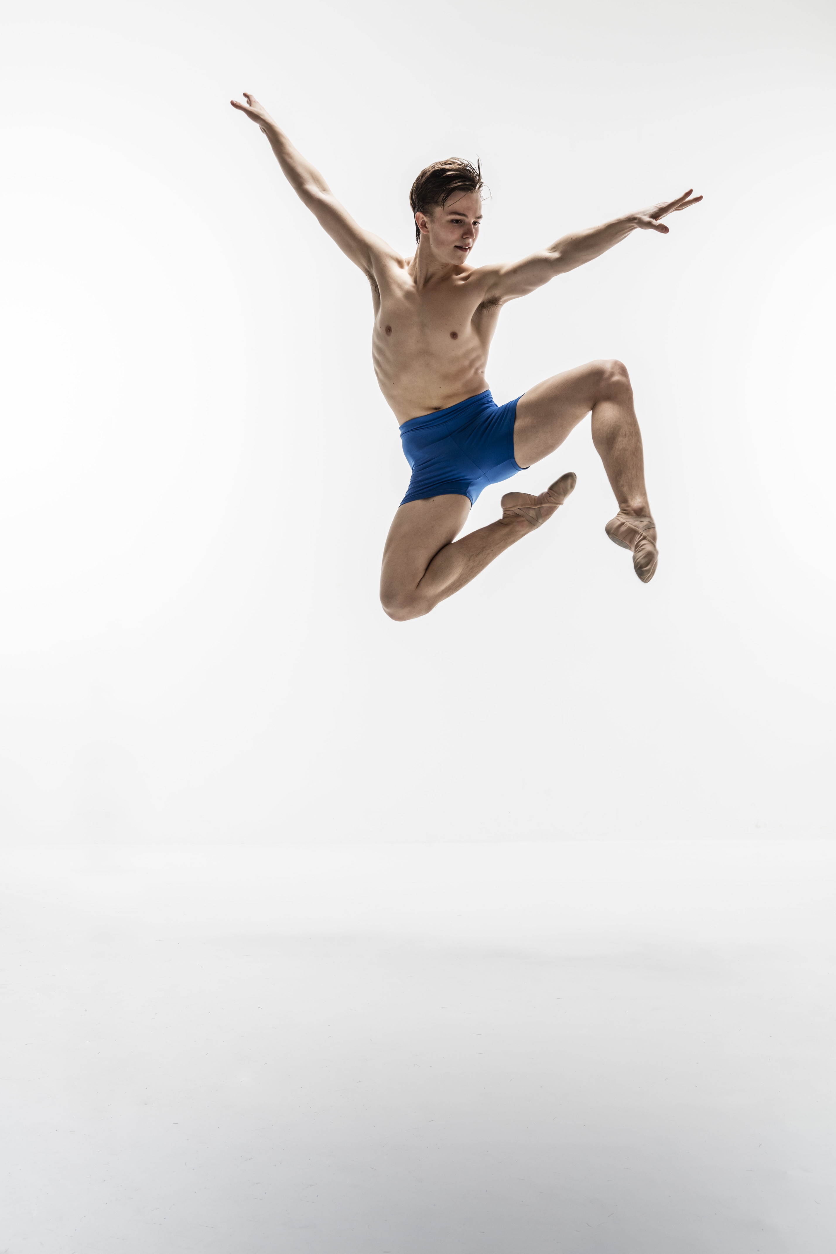 Elmhurst Ballet School Hamish Scott, Photo Credit: Johan Persson
