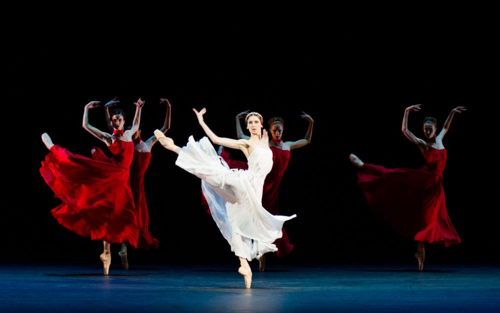 Amore: Svetlana Zakharova and dancers from the Bolshoi