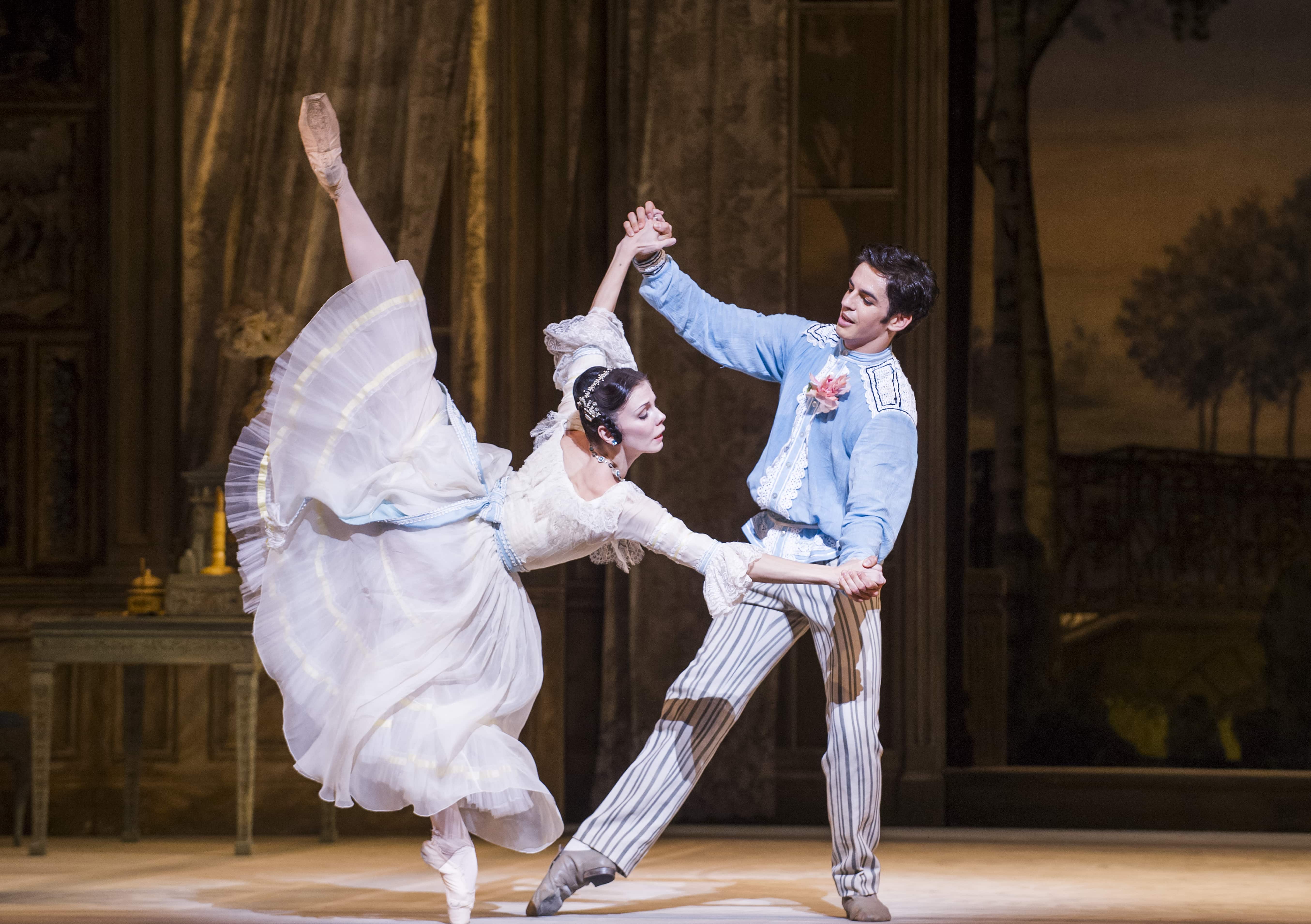 A Month in the Country. Natalia Osipova and Federico Bonelli. ©ROH, 2014. Photographed by Tristram Kenton
