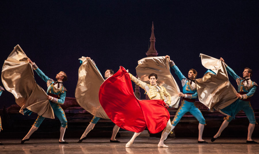 Reyneris Reyes and MCB dancers in Don Quixote. Photo © Daniel Azoulay.